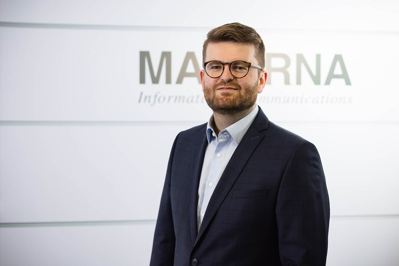 Potrait von Ansprechpartner Timon Schmotz