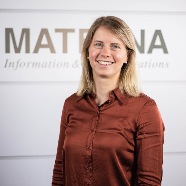 Portrait von Ansprechpartnerin Maja Voelkel