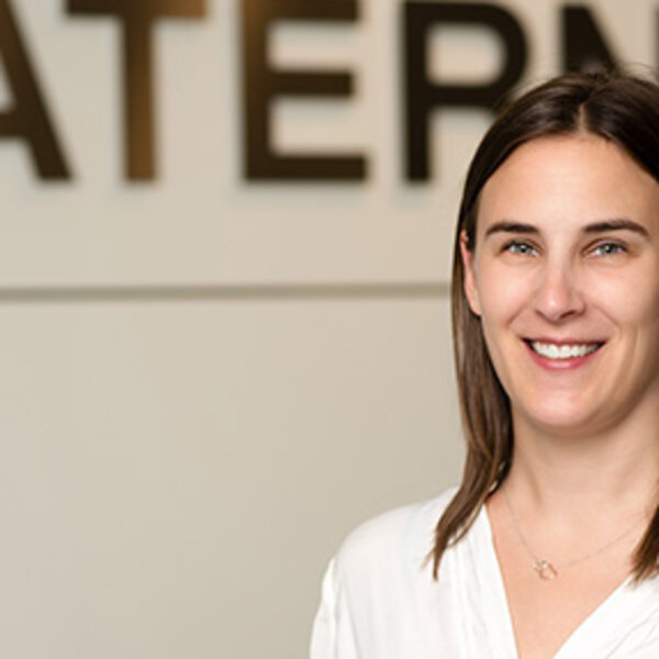Portrait von Ansprechpartnerin Heike Abels