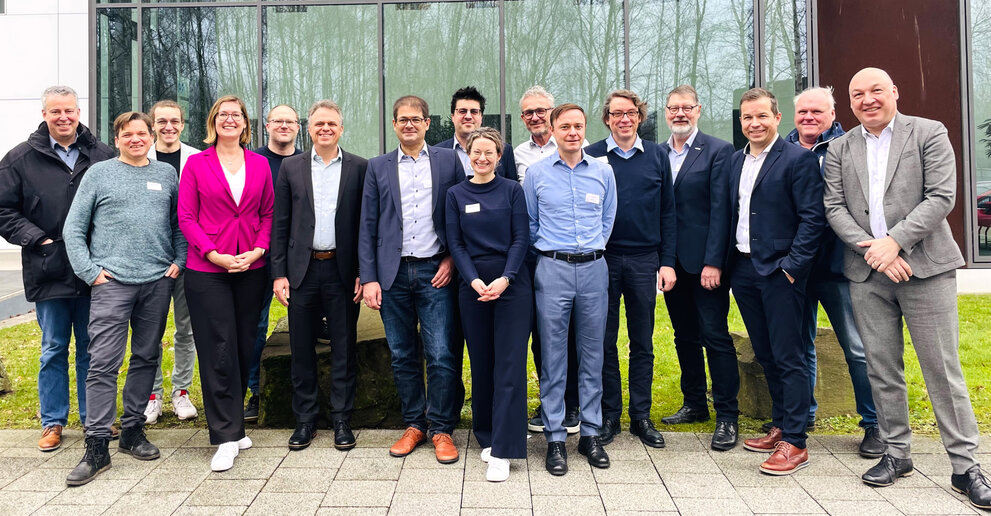 Gruppenfoto Projekt-Kickoff Materna und NRW.Mobidrom GmbH