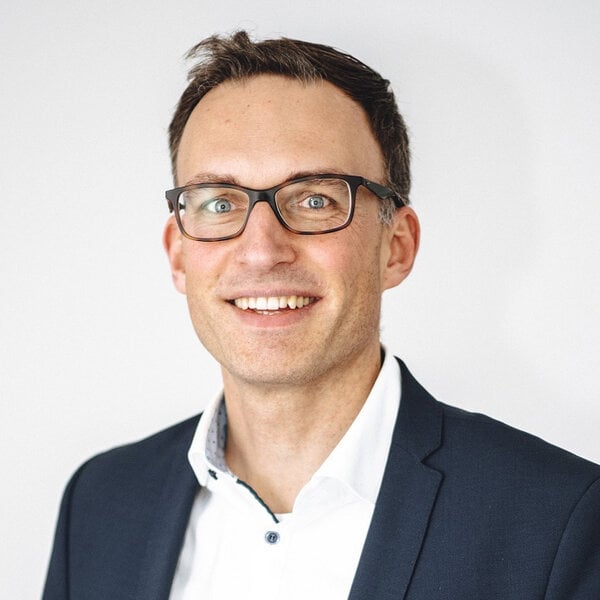 Portrait von Ansprechpartner Dominik Beuer